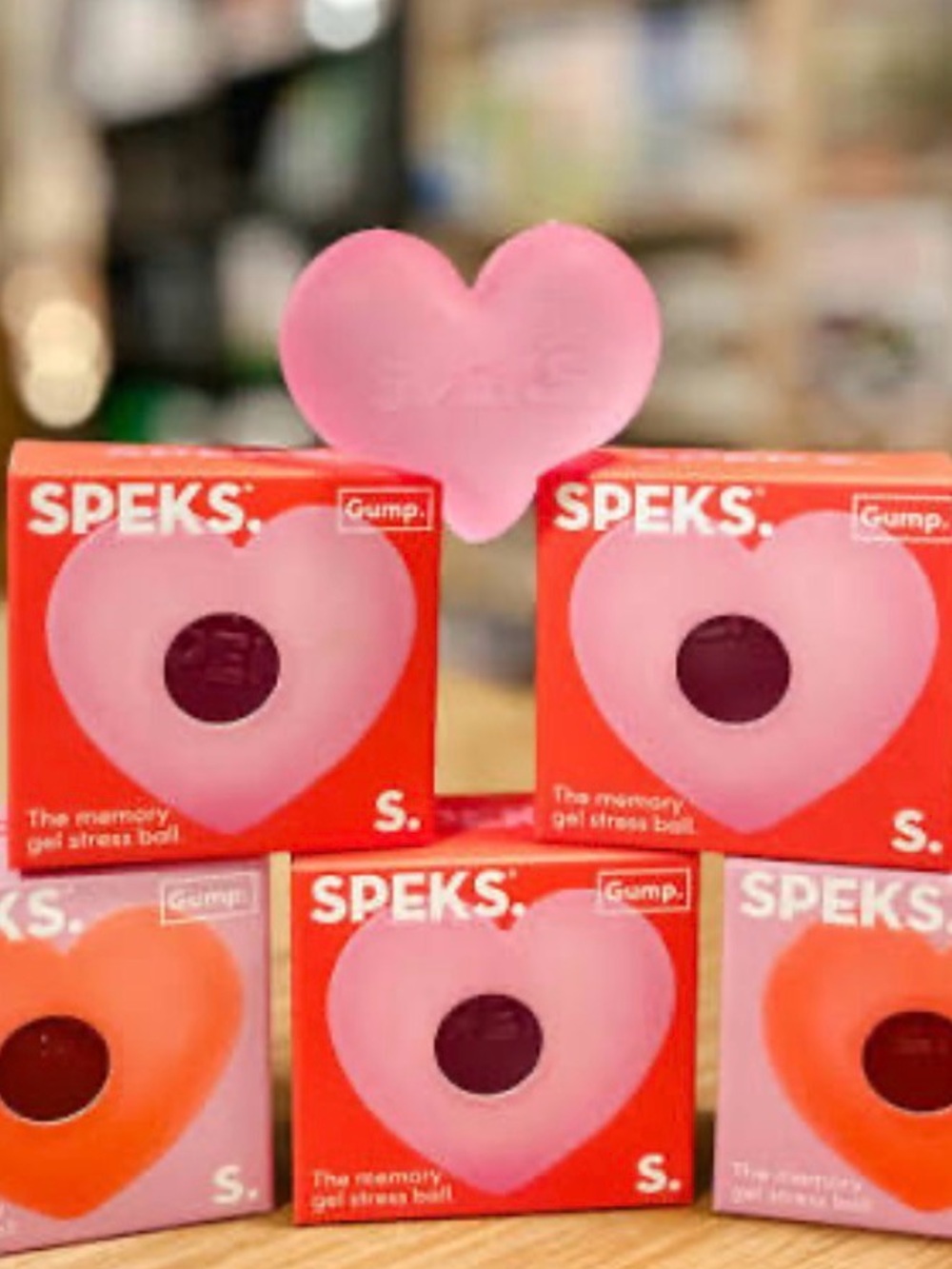 Pink or Red Heart Speks